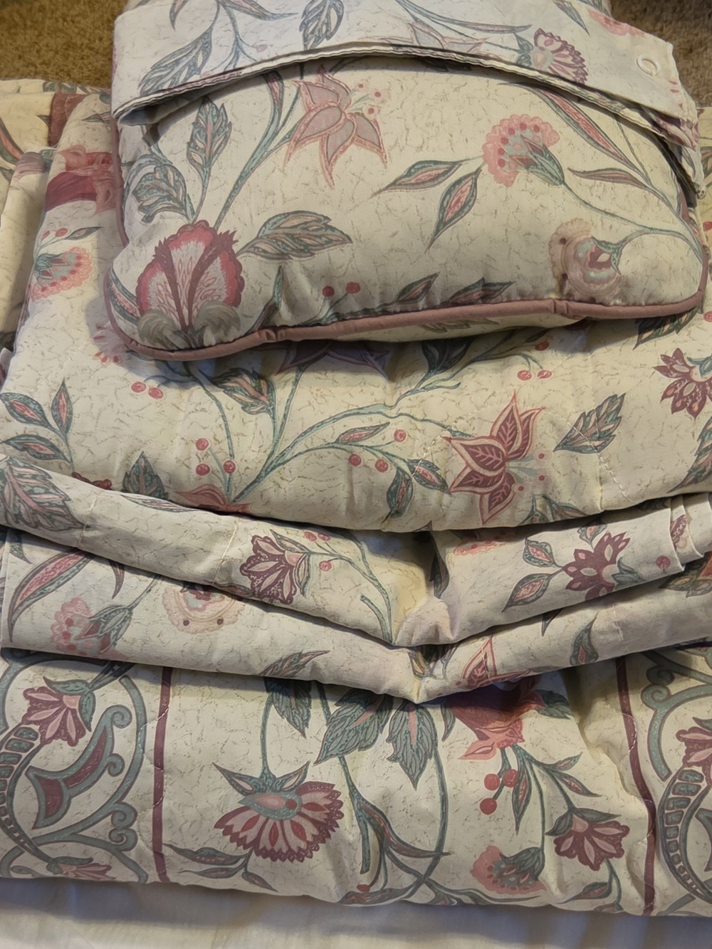JCPenney Floral Quilted Bedspread, Curtains, Valences, Ties, Shams, Pillow